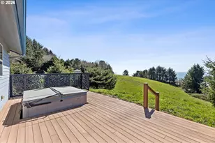 90 Cape Foulweather Ln, Otter Rock, OR 97369 - Photo 10