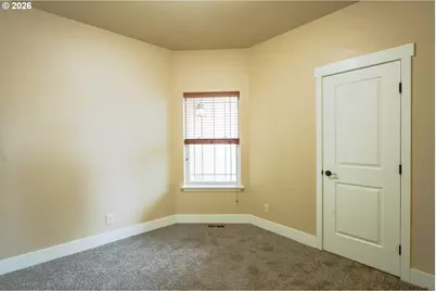 376 NW Crestview Ct, Hermiston, OR 97838 - Photo 18