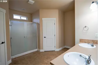 376 NW Crestview Ct, Hermiston, OR 97838 - Photo 14