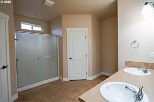 376 NW Crest View Ct, Hermiston, OR 97838 - Photo 14