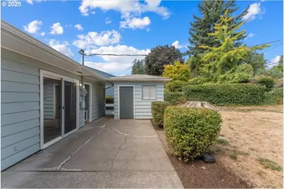 11825 SW Baker St, Beaverton, OR 97008 - Photo 42