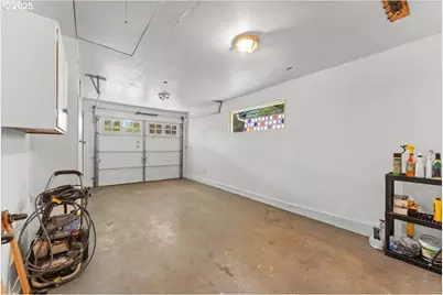 11825 SW Baker St, Beaverton, OR 97008 - Photo 44