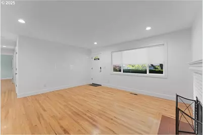 11825 SW Baker St, Beaverton, OR 97008 - Photo 22