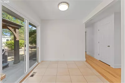 11825 SW Baker St, Beaverton, OR 97008 - Photo 24