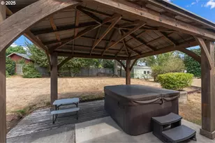 11825 SW Baker St, Beaverton, OR 97008 - Photo 40