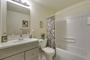 18321 SW Jann Dr, Beaverton, OR 97003 - Photo 18