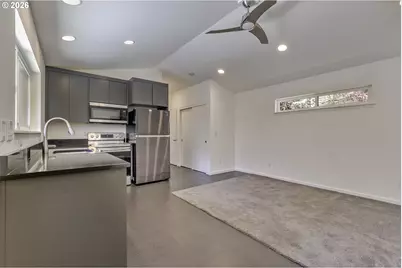 18321 SW Jann Dr, Beaverton, OR 97003 - Photo 22