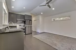 18321 SW Jann Dr, Beaverton, OR 97003 - Photo 22