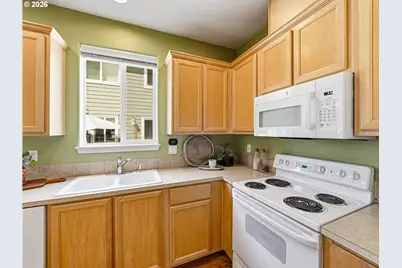 9279 SW Cascara Ln, Tualatin, OR 97062 - Photo 10