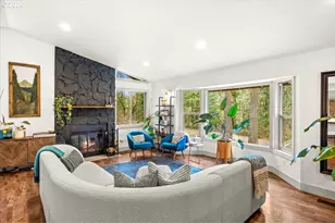 30475 SW Riverwood Dr, West Linn, OR 97068 - Photo 6