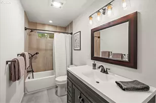 30475 SW Riverwood Dr, West Linn, OR 97068 - Photo 24