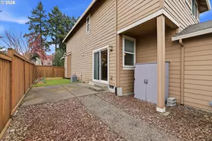 10564 NE Gateway St, Hillsboro, OR 97006 - Photo 36