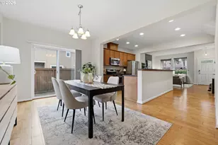 10564 NE Gateway St, Hillsboro, OR 97006 - Photo 16