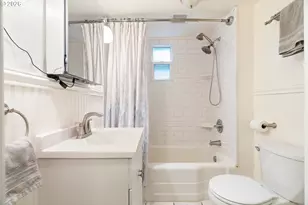 5325 SW Arnold St, Portland, OR 97219 - Photo 18