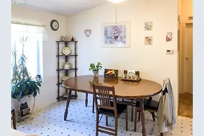 5956 Buckhorn Rd, Roseburg, OR 97470 - Photo 10