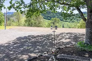 5956 Buckhorn Rd, Roseburg, OR 97470 - Photo 30