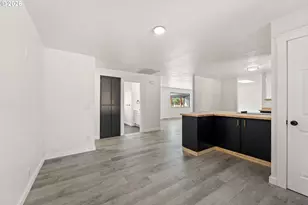 222 Shadywood Dr, Cave Junction, OR 97523 - Photo 18