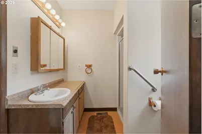 832 Wilsonville Rd, Newberg, OR 97132 - Photo 6