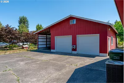832 Wilsonville Rd, Newberg, OR 97132 - Photo 32