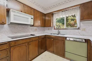832 Wilsonville Rd, Newberg, OR 97132 - Photo 12