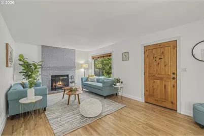 27 SE 85th Ave, Portland, OR 97216 - Photo 4