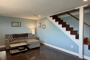 333 W Niagara Ave, Astoria, OR 97103 - Photo 30