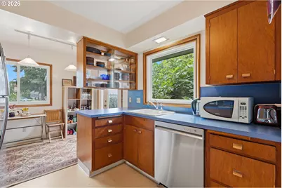 1803 E 6th St, Vancouver, WA 98661 - Photo 8