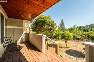 94337 Shelley Ln, Coquille, OR 97423 - Photo 2