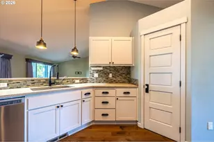 94337 Shelley Ln, Coquille, OR 97423 - Photo 14