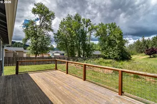 1927 W Duke Rd, Sutherlin, OR 97479 - Photo 8