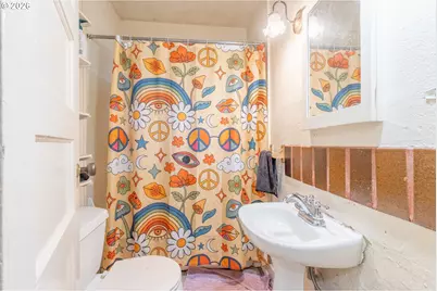 1702 Augusta St, Eugene, OR 97403 - Photo 12