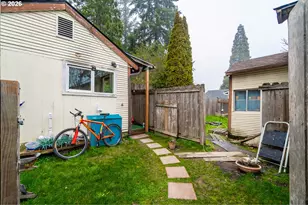 1702 Augusta St, Eugene, OR 97403 - Photo 4