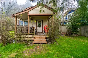 1702 Augusta St, Eugene, OR 97403 - Photo 2
