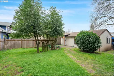 1702 Augusta St, Eugene, OR 97403 - Photo 36