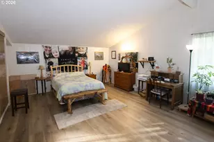 1954 Yeust Rd, Azalea, OR 97410 - Photo 6