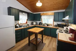 1954 Yeust Rd, Azalea, OR 97410 - Photo 16