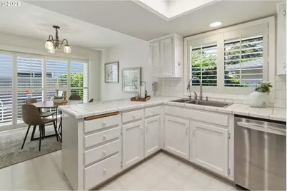 8070 SW Fairway Dr, Wilsonville, OR 97070 - Photo 16