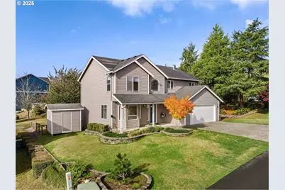 375 McClure Ave, Astoria, OR 97103 - Photo 2