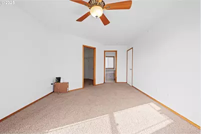 375 McClure Ave, Astoria, OR 97103 - Photo 42