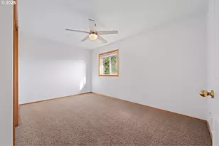 375 McClure Ave, Astoria, OR 97103 - Photo 34