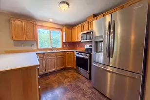 7201 NE 102nd Ct, Vancouver, WA 98660 - Photo 2