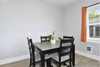 5636 SE 88th Ave, Portland, OR 97266 - Photo 8