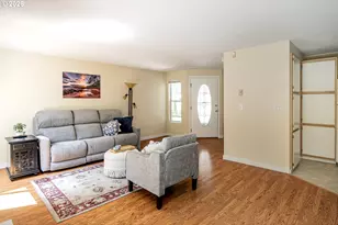 7310 SE Thiessen Rd, Milwaukie, OR 97267 - Photo 6