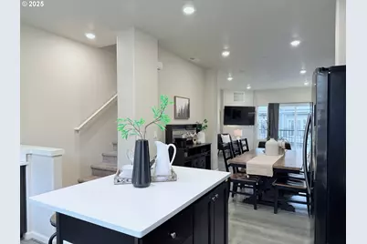 28830 SW Villebois Dr, Wilsonville, OR 97070 - Photo 12