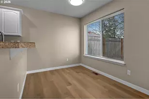 685 SE 71st Ave, Hillsboro, OR 97123 - Photo 8