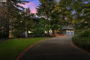 2543 Palisades Crest Dr, Lake Oswego, OR 97034 - Photo 4
