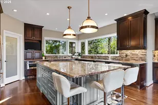 2543 Palisades Crest Dr, Lake Oswego, OR 97034 - Photo 16