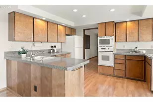 29 Touchstone, Lake Oswego, OR 97035 - Photo 12