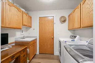 785 W Johns Ave, Hermiston, OR 97838 - Photo 30