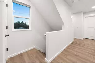 507 17th St, Springfield, OR 97477 - Photo 6